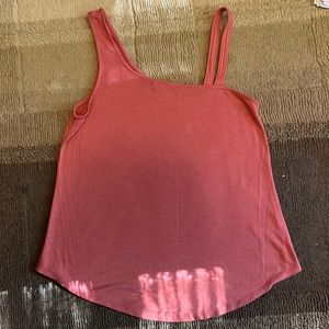 EUC Express Peach Color Top size SP